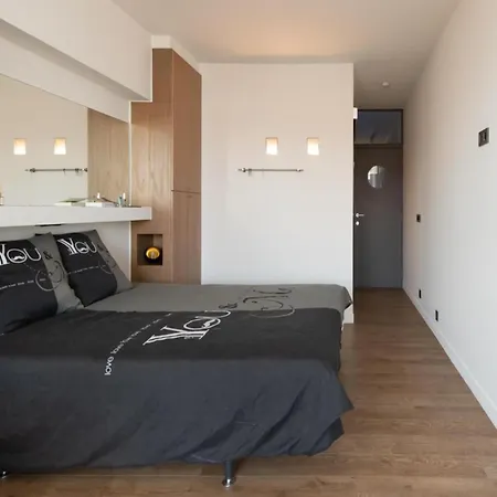 شقة Apartment With Frontal Sea View In Raversijde أوستيند